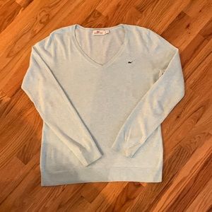 Vineyard Vines sweater